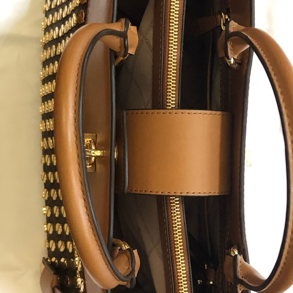 Michael Kors Gramercy Satchel - Picture 4 of 7